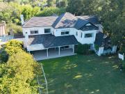 Casa 5 dormitorios Aldea Fisherton Pileta