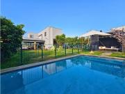 Casa 5 Dormitorios + servicio 3 suites ca