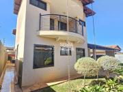 CASA 5 QUARTOS ESCRITÓRIO ESPAÇO GOURMET CONDOMINIO... CASA 5 QUARTOS ESCRITÓRIO ESPAÇO GOURMET CONDOMINIO...