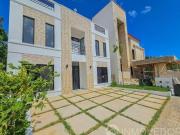 Casa · 5 Recámaras · Huayacan · Vía Cumbres · Amenidades...