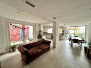 Casa 6 amb en venta Barracas Parque PERMUTA
