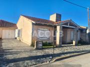 Casa 6 ambientes a metros de Av. Falucho y 226 150 m2...