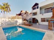 Casa 6 Ambientes con Pileta y Cochera en Villa Devoto