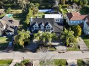 CASA 6 AMBIENTES ECHEVERRIA DEL LAGO