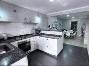 Casa 6 ambientes en Adrogué, oportunidad venta