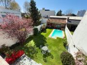 Casa 6 ambientes en Venta. Villa Devoto. Pileta. Jardin.... Casa 6 ambientes en Venta. Villa Devoto. Pileta. Jardin....