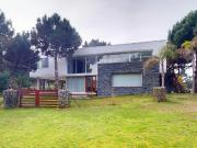 Casa 7 ambientes en venta en Pinamar La Herradura