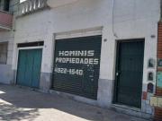 Casa 7 ambientes o mas. AVENIDA CASEROS al 3800