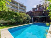 CASA 9 AMBIENTES JARDIN PISCINA 2 COCH