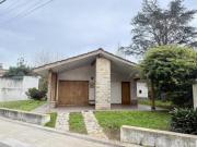 Casa 9 de Julio, entre Lara y Brandsen