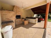 Casa à 100m do mar com 6 quartos em Peruíbe R$ 1.800.000,00