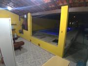 Casa à 30m do mar com piscina e 2 quartos em Itanhaém