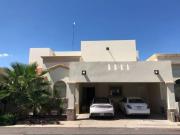 CASA A 5 MIN DE COSTCO EN RESIDENCIAL SALVATIERRA CON...
