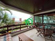 Casa à beira mar com 4 quartos 2 suítes, 4 vagas e lazer...