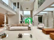 Casa à beira mar com 4 quartos 4 suítes, 2 vagas e lazer...