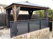 CASA A CUATRO VIENTOS CON JARDÍN Y PISCINA