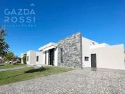 Casa a estrena en Barrio Santa Ines, Canning