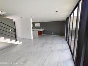 Casa a estrenar, 4 recamaras 1 planta baja o estudio...