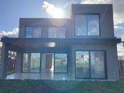 Casa a estrenar Barrio Privado Sto. Tomas, Pilar