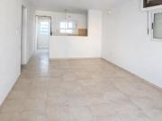 Casa a estrenar, calle Werner a metros de Hernandarias