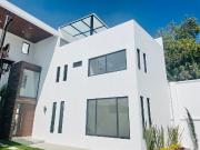 Casa a Estrenar con RG Privado