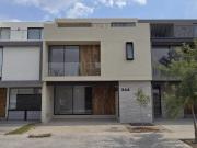 Casa a Estrenar Coto Altanza 4 Rec + Estudio + Rood Garden