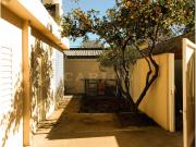 Casa a estrenar de pasillo, muy cómodo y luminoso