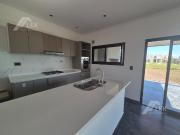 CASA A ESTRENAR EN BARRIO SAN PABLO, PILAR! EN UNA SOLA...