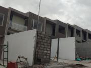 CASA A ESTRENAR EN CAYAMBE