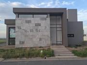 Casa a estrenar en Colinas de Manantiales