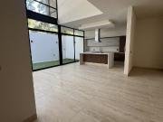 Casa a estrenar en Fuentes del Pedregal