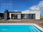 Casa a estrenar en San Simon! Entrega 12/2025