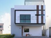 Casa a Estrenar en Venta Coto 7 Sendeira, Solares Zapopan