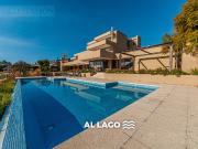Casa a la laguna con 4 dormitorios en venta en La Isla...