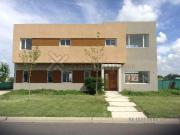 Casa a la LAGUNA en el Barrio San Marco, Villanueva, Tigre