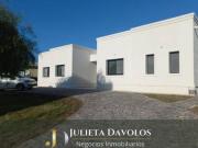 Casa a la laguna en Venta El canton Barrio Norte Escobar