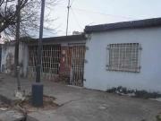 Casa a la venta a metros de Av. Peñaloza