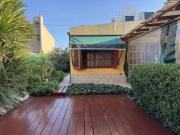 Casa a la venta con locales al frente en calle 171 e/ 44...