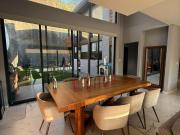 Casa a la Venta con Vigilancia