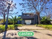 Casa a la venta de 3 ambientes en el barrio San Matías