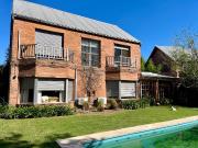 Casa a la Venta en Aldea Fisherton 3 Dormitorios Quincho...