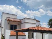 CASA A LA VENTA EN BOSQUE ESMERALDA, CIUDAD LOPEZ...