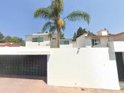 CASA A LA VENTA EN CLUB DE GOLF LAS FUENTES, HEROICA...