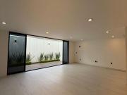 Casa a la venta en el Fracc. Praderas Altozano