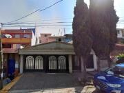 CASA A LA VENTA EN FRACCIONAMIENTO LOMAS DE HACIENDA,...