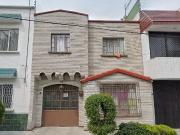 CASA A LA VENTA EN GUSTAVO A.MADERO, CDMX. OPORTUNIDAD...