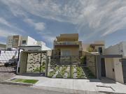 CASA A LA VENTA EN LOMAS DEL PEDREGAL, IRAPUATO, GUANAJUATO