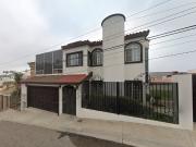 CASA A LA VENTA EN MODERNA OESTE, ENSENADA, BAJA...