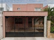 CASA A LA VENTA EN MONTEBELLO, MERIDA, YUCATAN, REMATE...