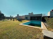 CASA A LA VENTA EN PUNTA CHACRA